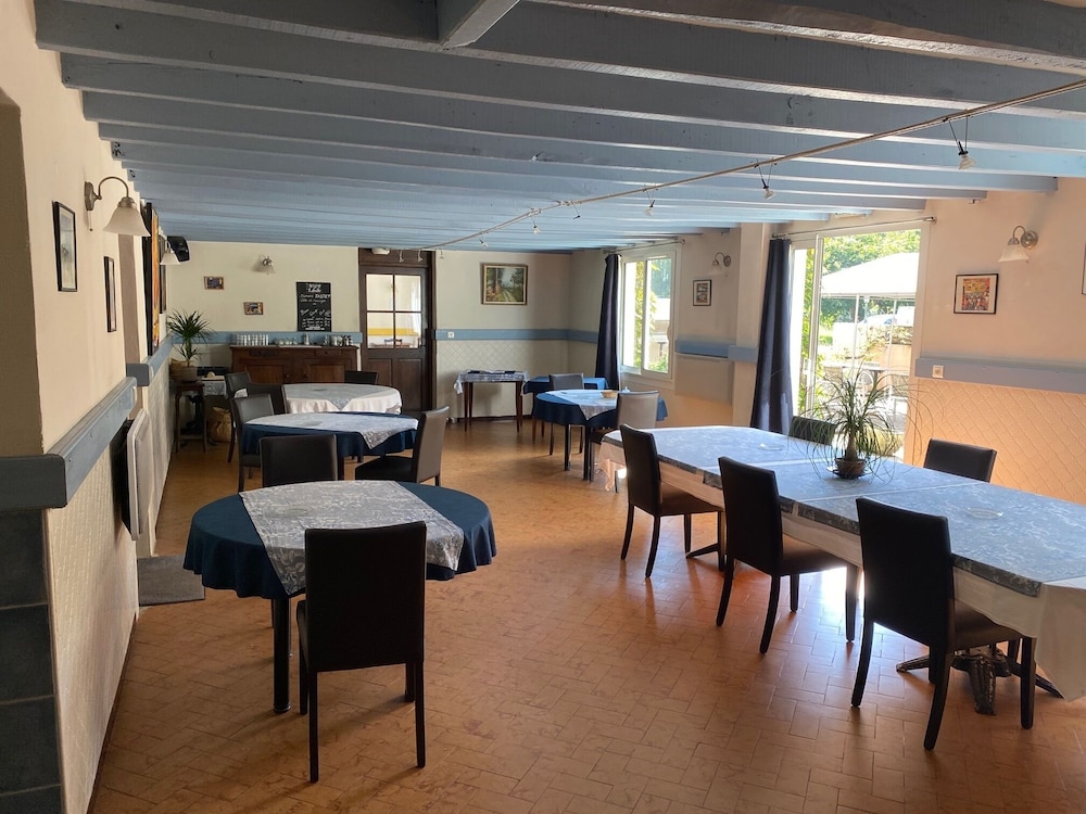 HOSTELLERIE DU CLOS PITE 44/56