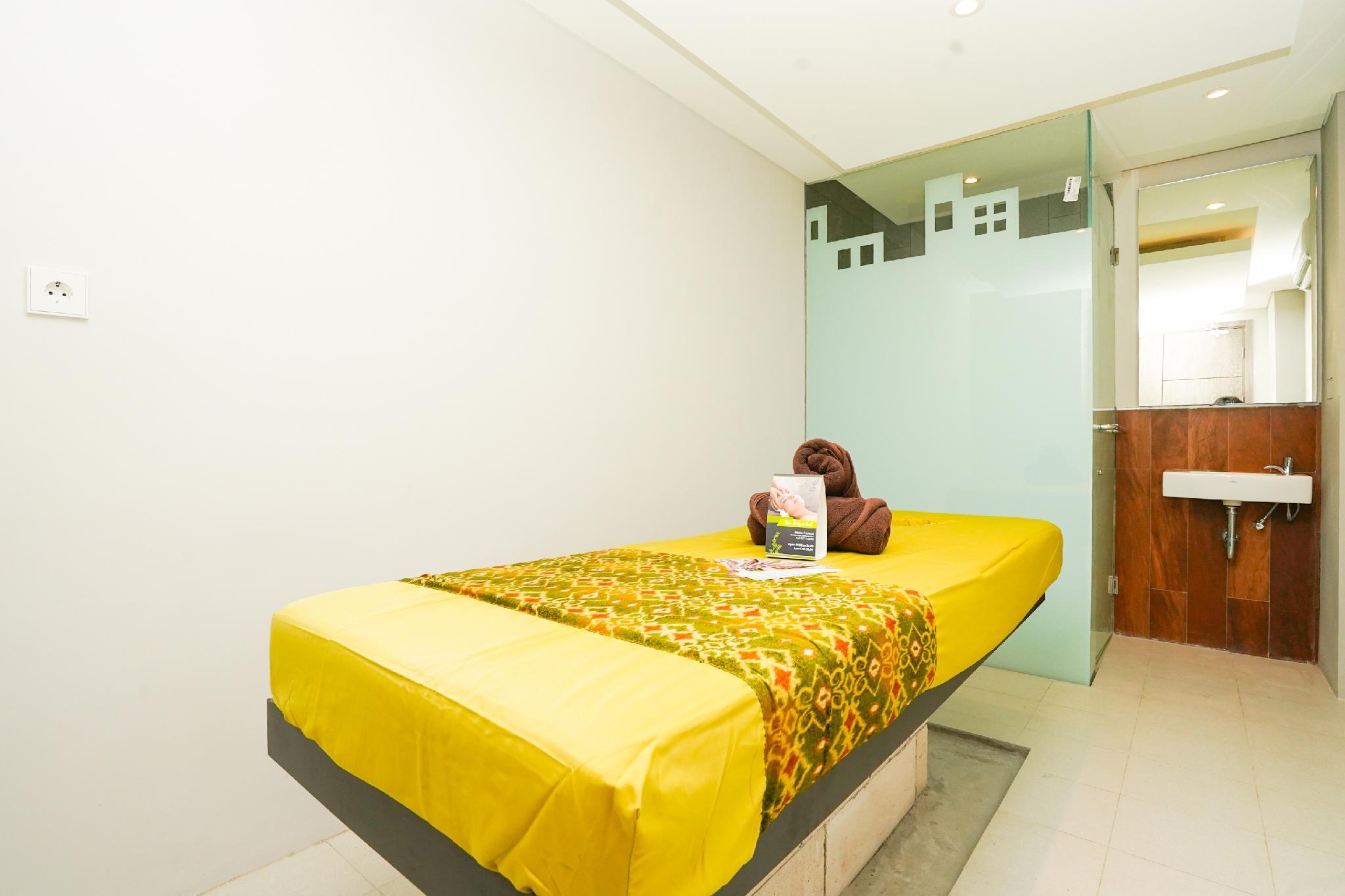 The Life Styles Hotel Surabaya 12/50
