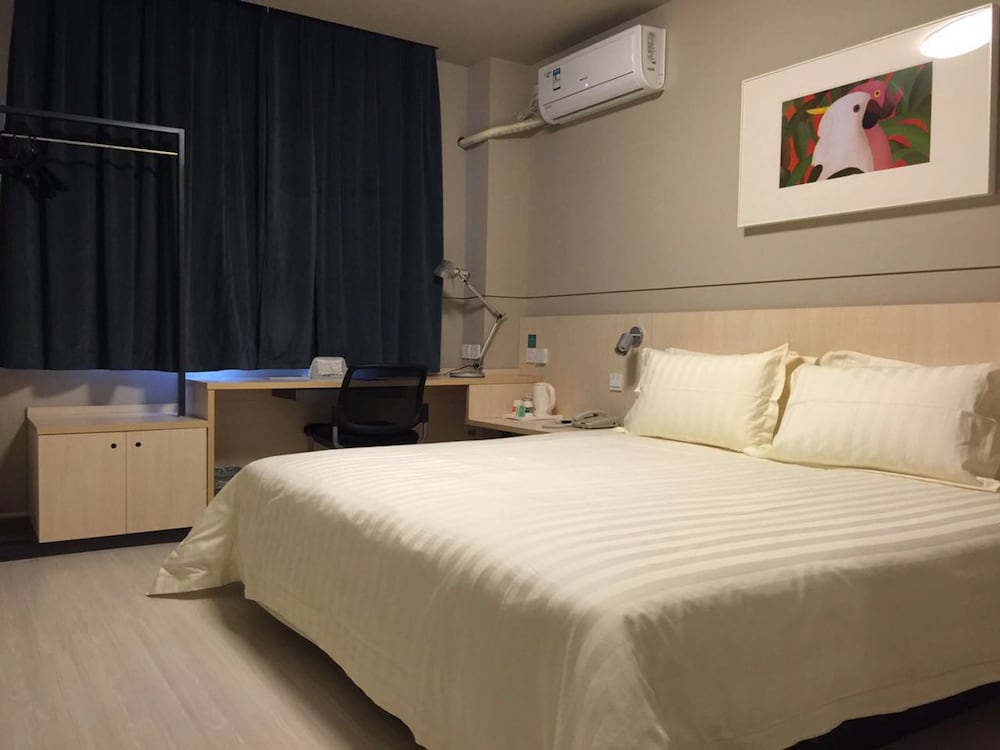 DELUXE, SUITE, WITH VIEW