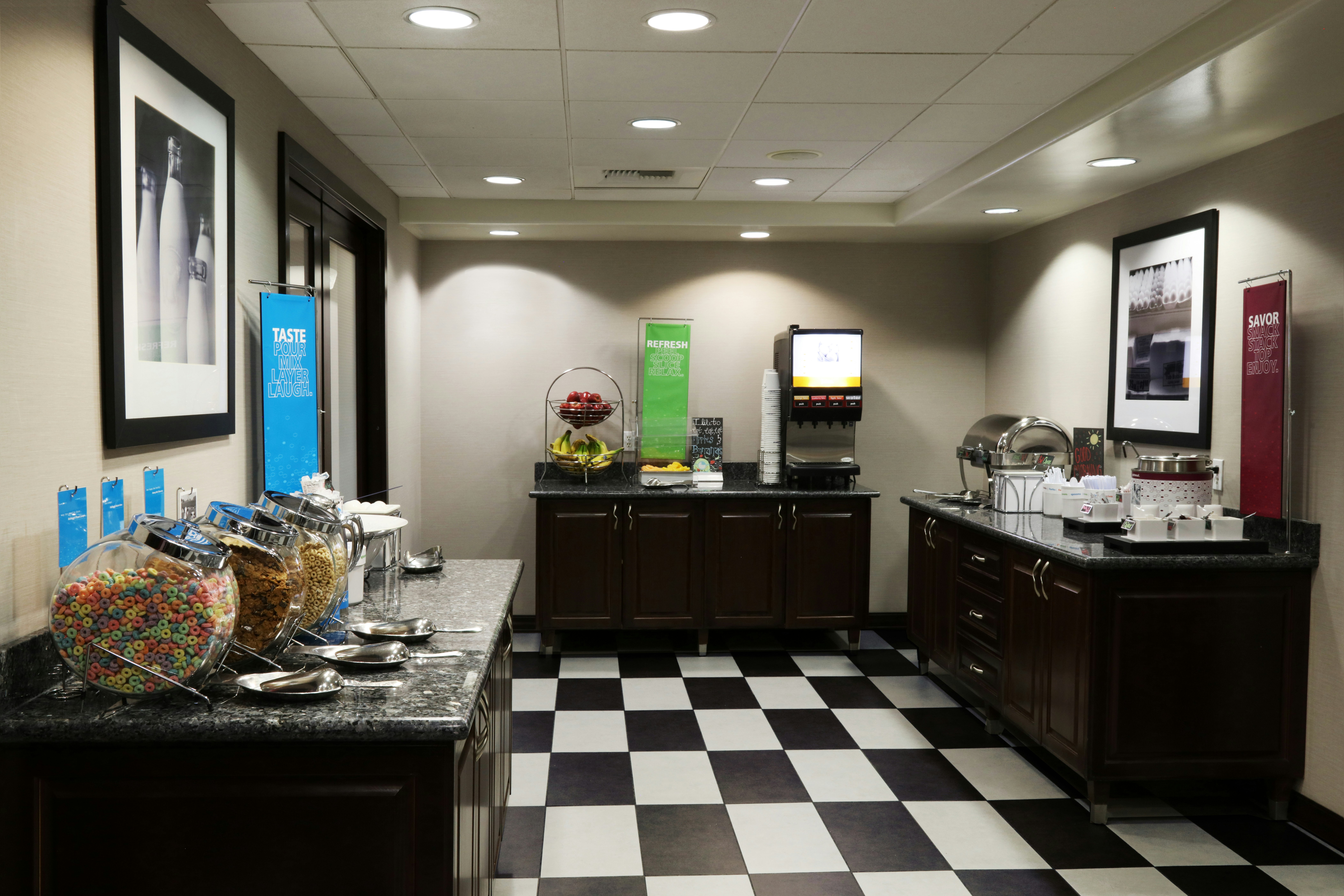 Hampton Inn & Suites Temecula 5/40