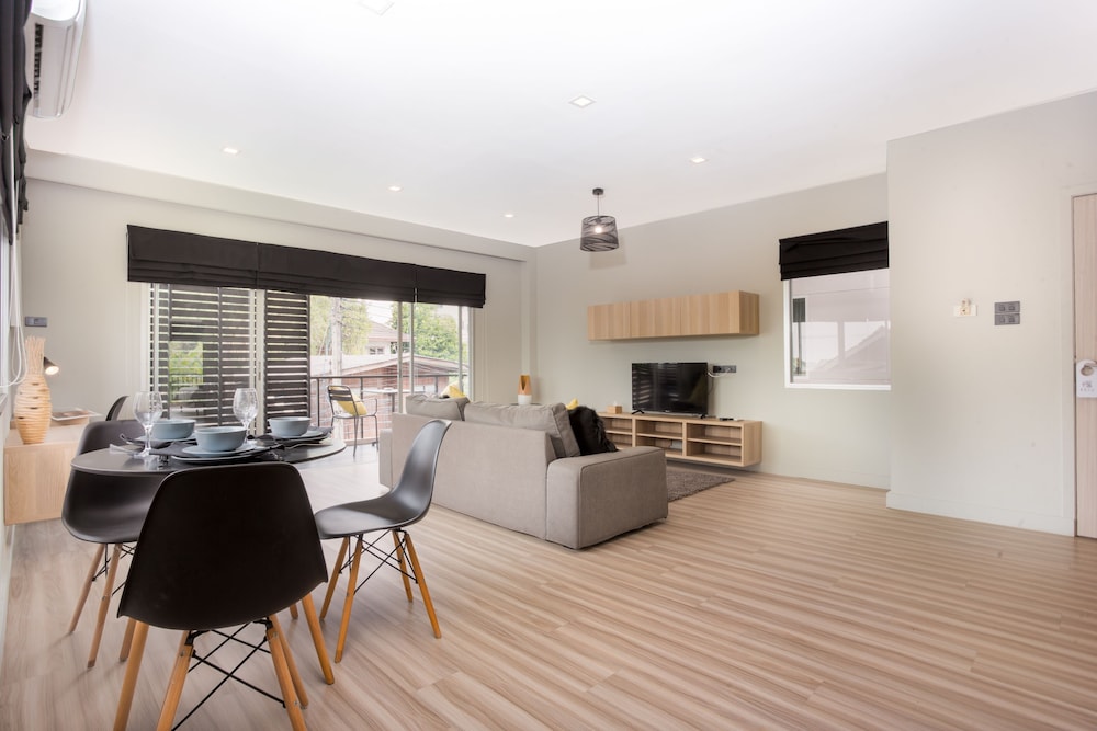 Studio 365 Serviced Apartment 49/69