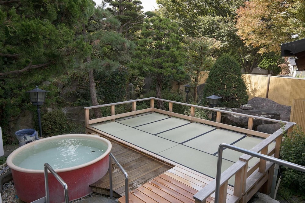 Kur and Hotel Shinshu 35/50