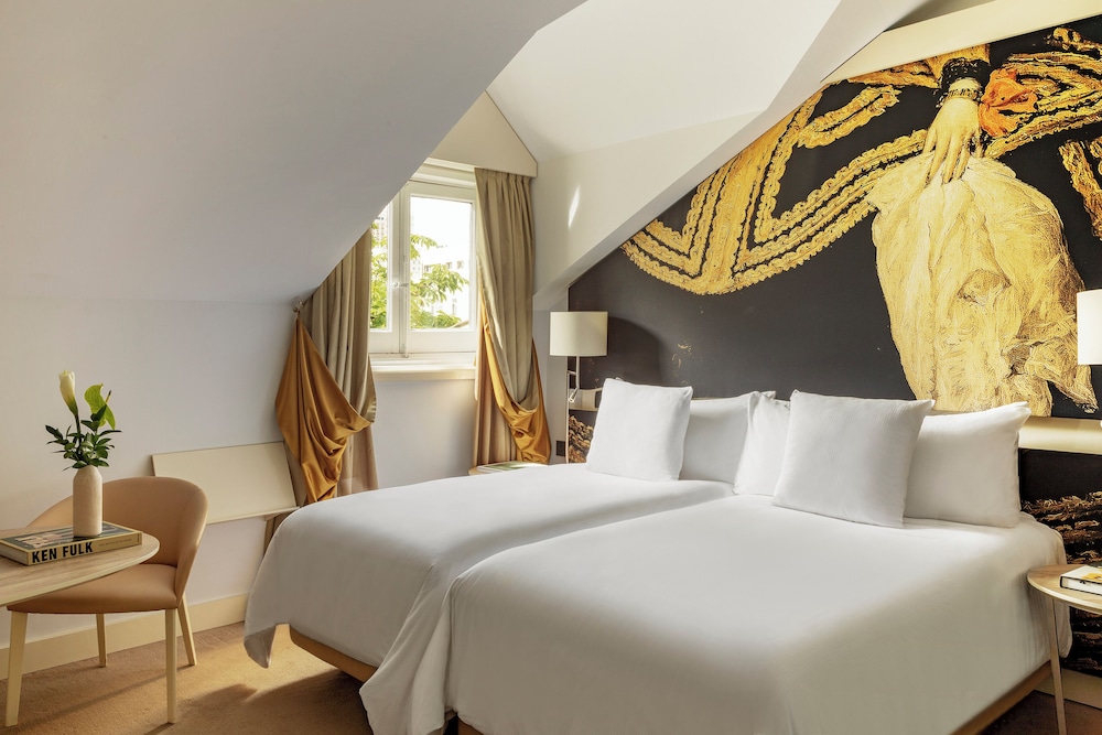 3 Bedrooms, Red Level, Suite، Palacio de Los Duques Gran Melia 2/3