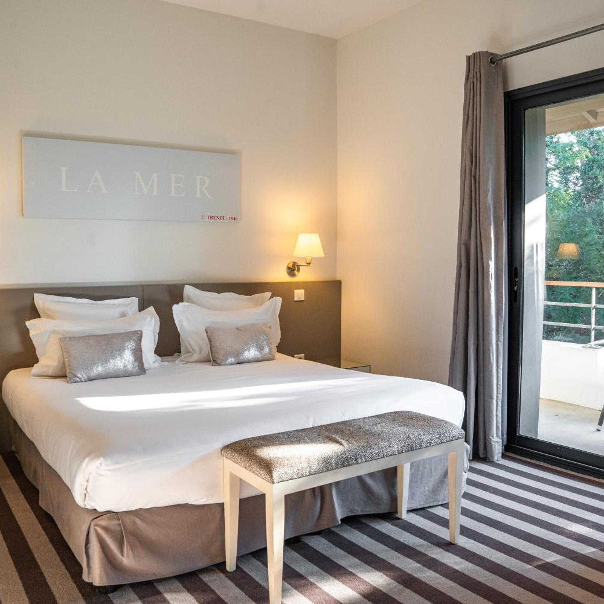 Room, King Bed