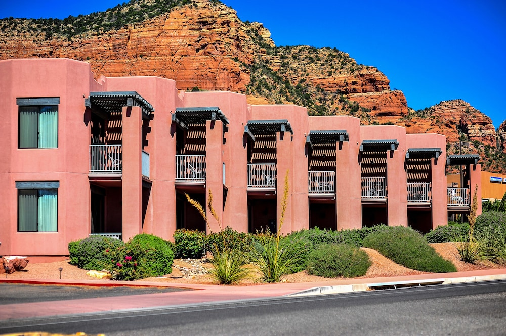Bell Rock Inn 10/45