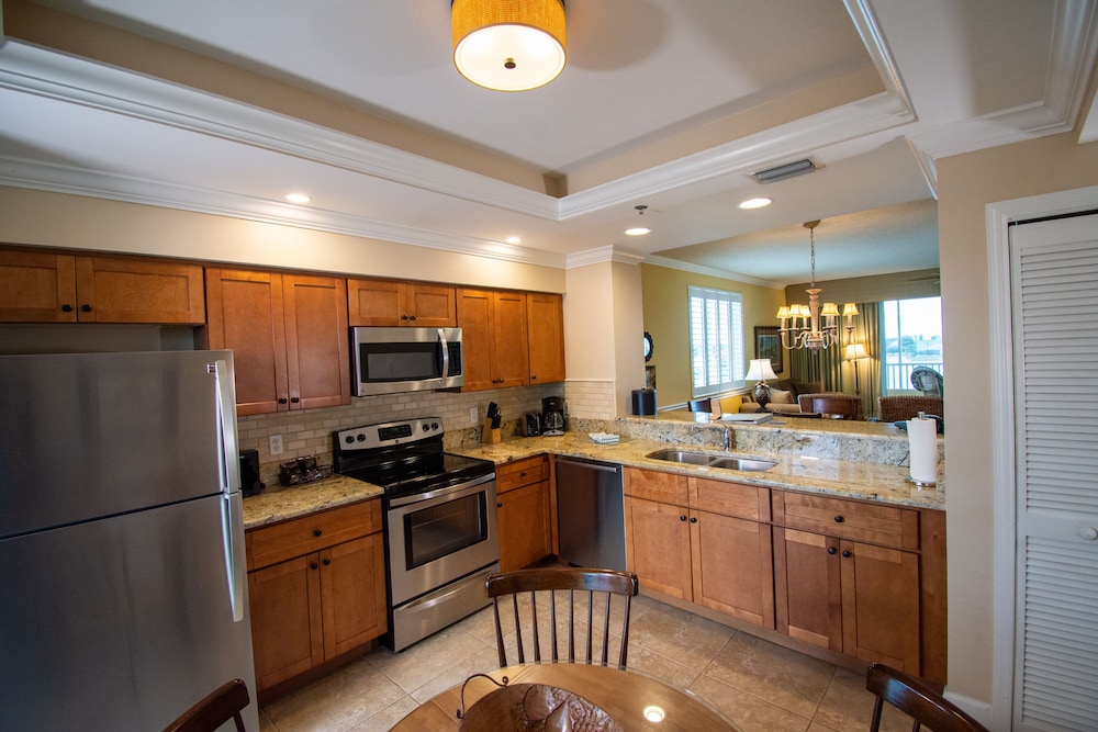 Vanderbilt Beach Resort 54/65