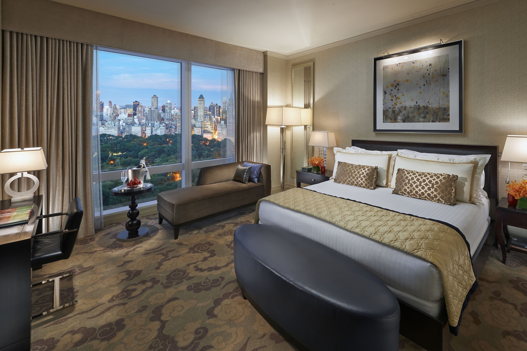 PREMIER, KING BED, CENTRAL PARK VIEW, PARK VIEW