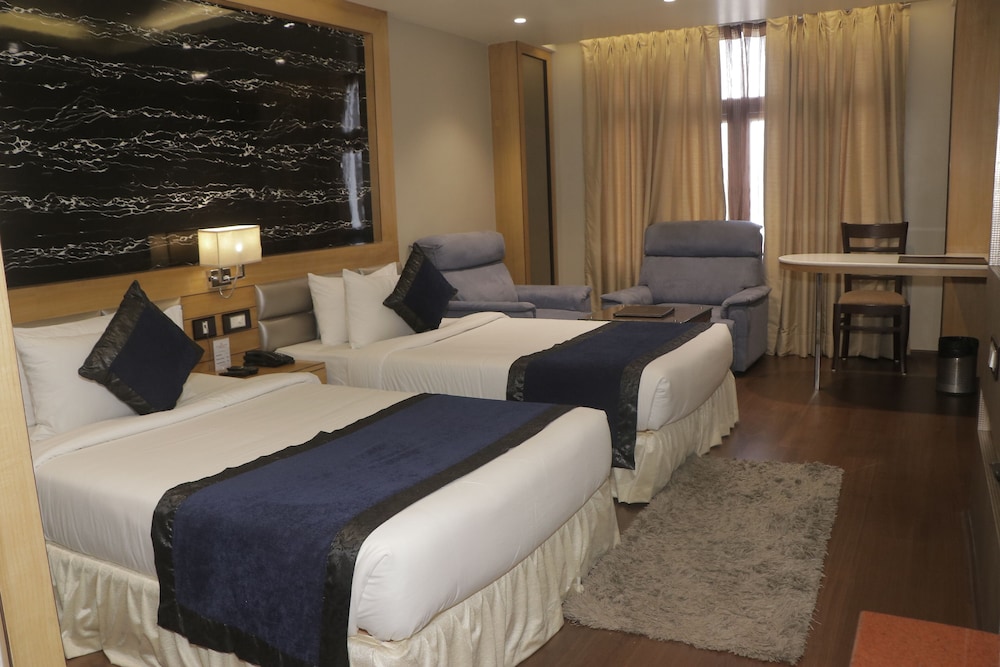 غرفة بريميير بسريرين منفصلين، The Grand Empire A Boutique Hotel 3/3