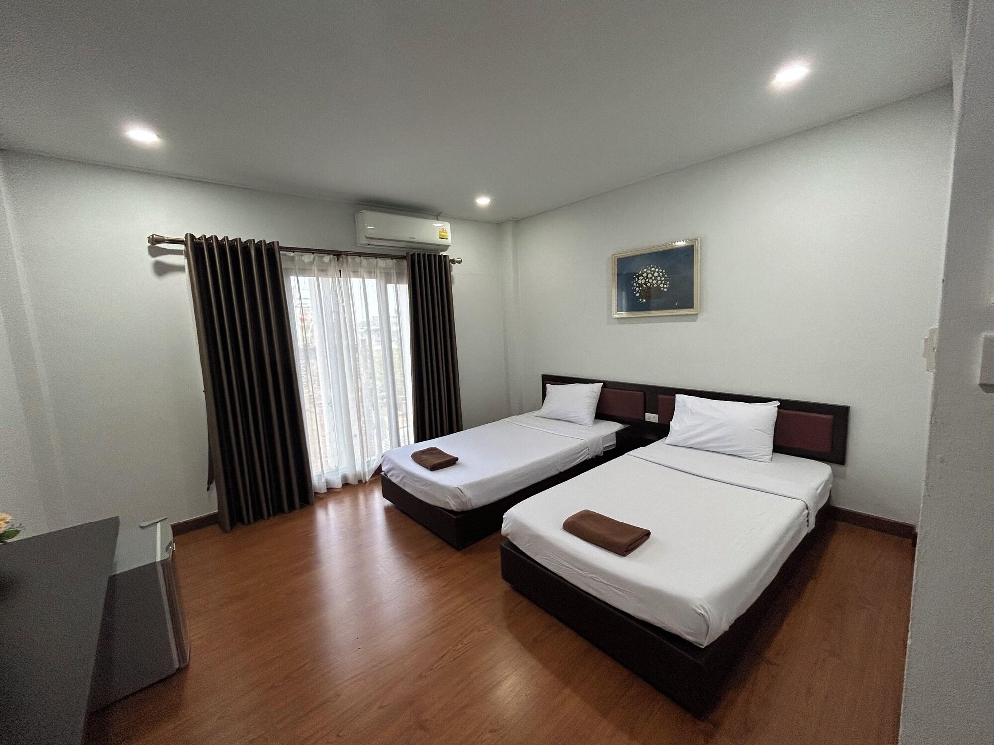 Bordin Hotel 11/33