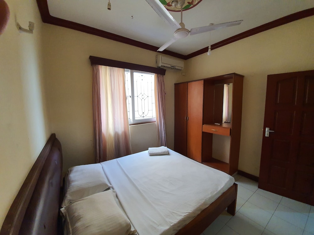 Prestige Leisure Hotel 14/50