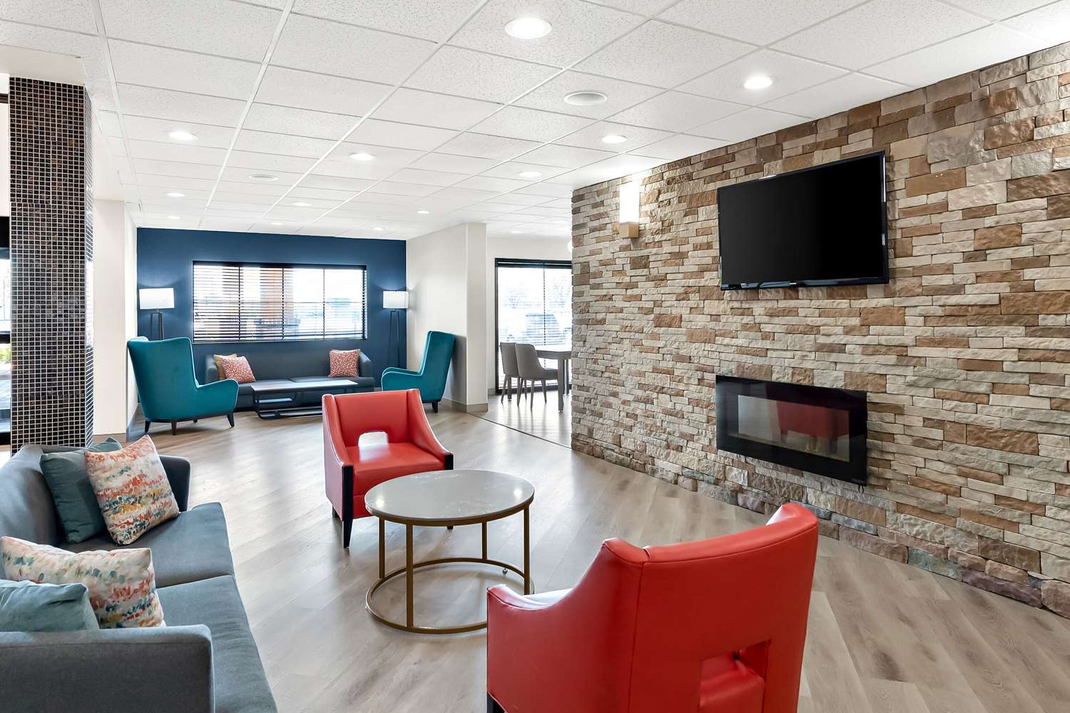 Comfort Suites Columbus 11/21