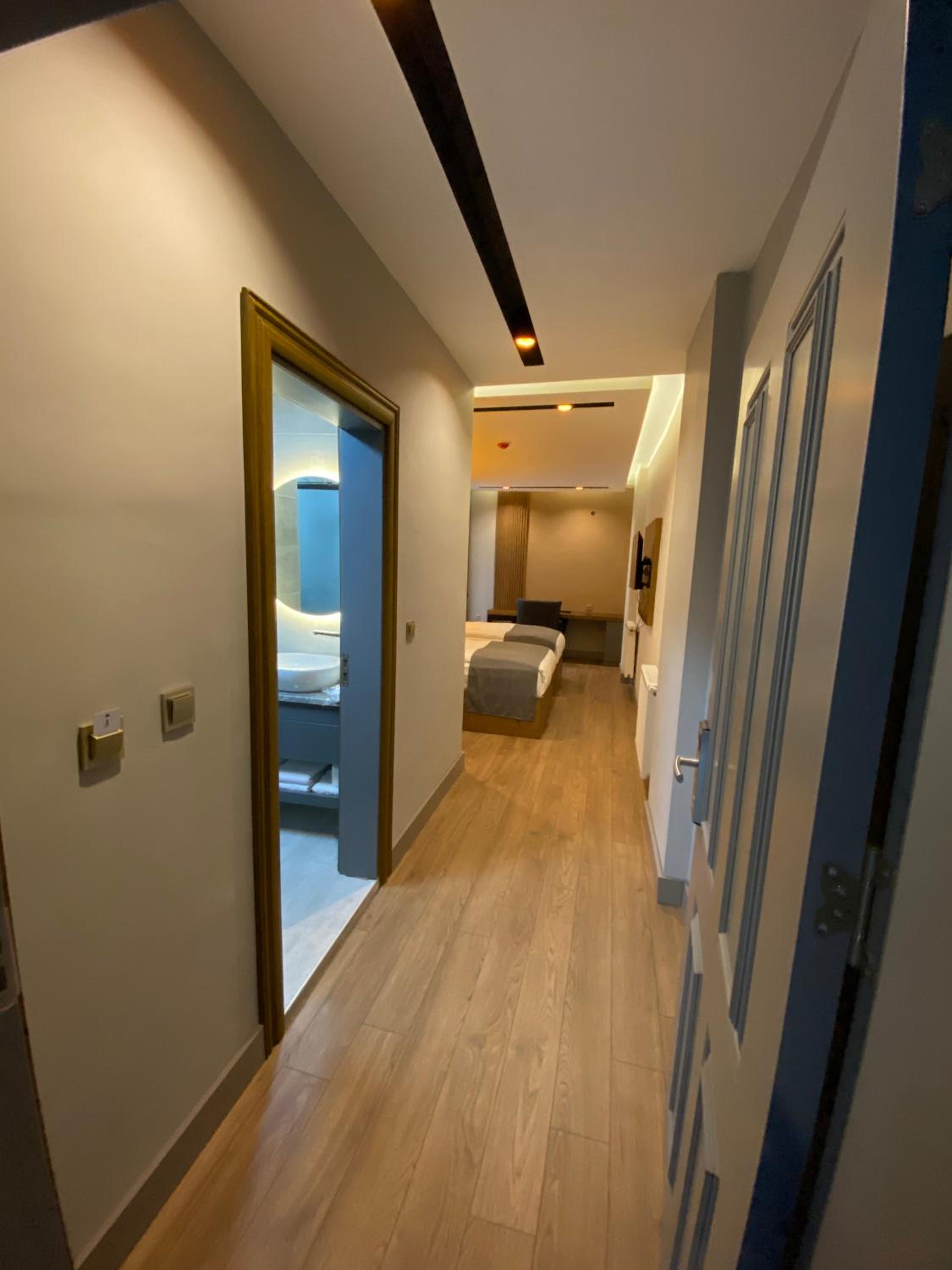 Hotel Aras 19/50