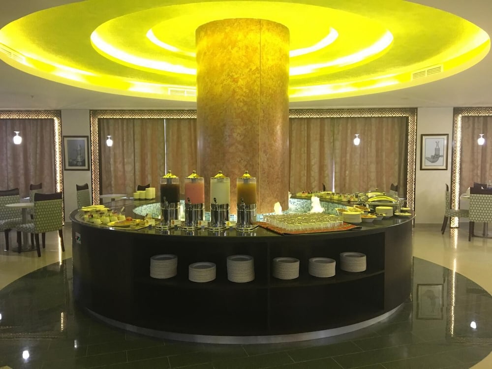Golden Tulip Headington Ruwi Hotel 14/80