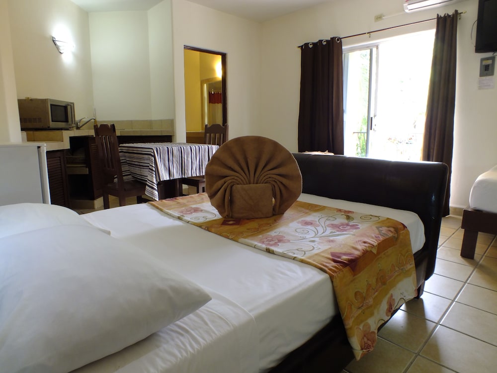 Sahara Hotel 13/71