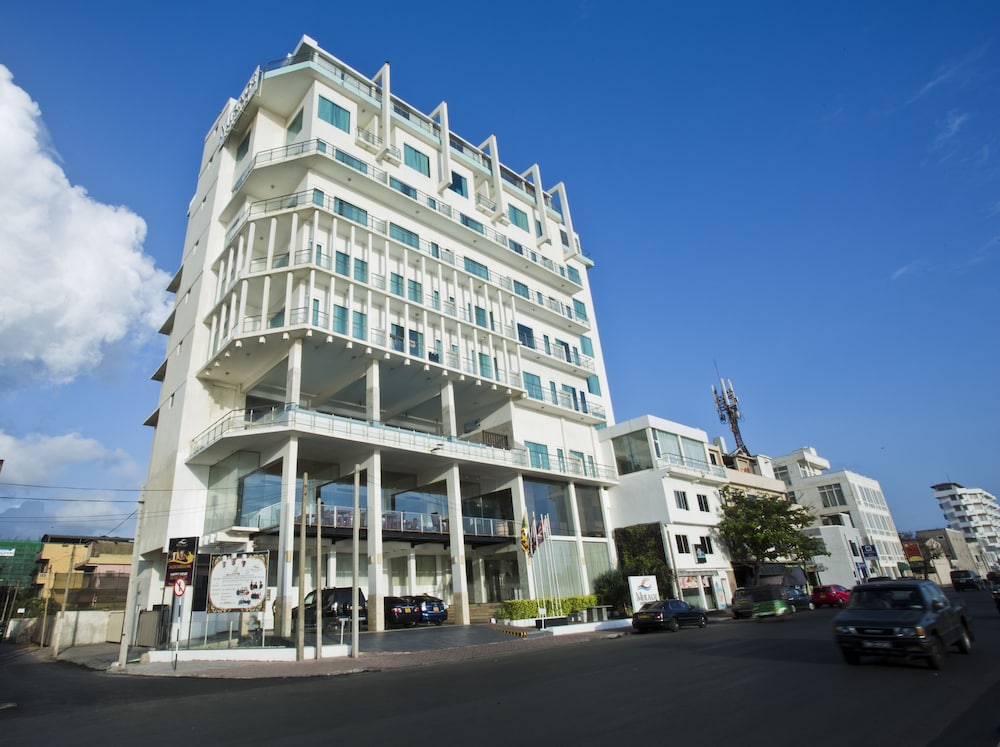 Mirage Colombo Hotel 75/81