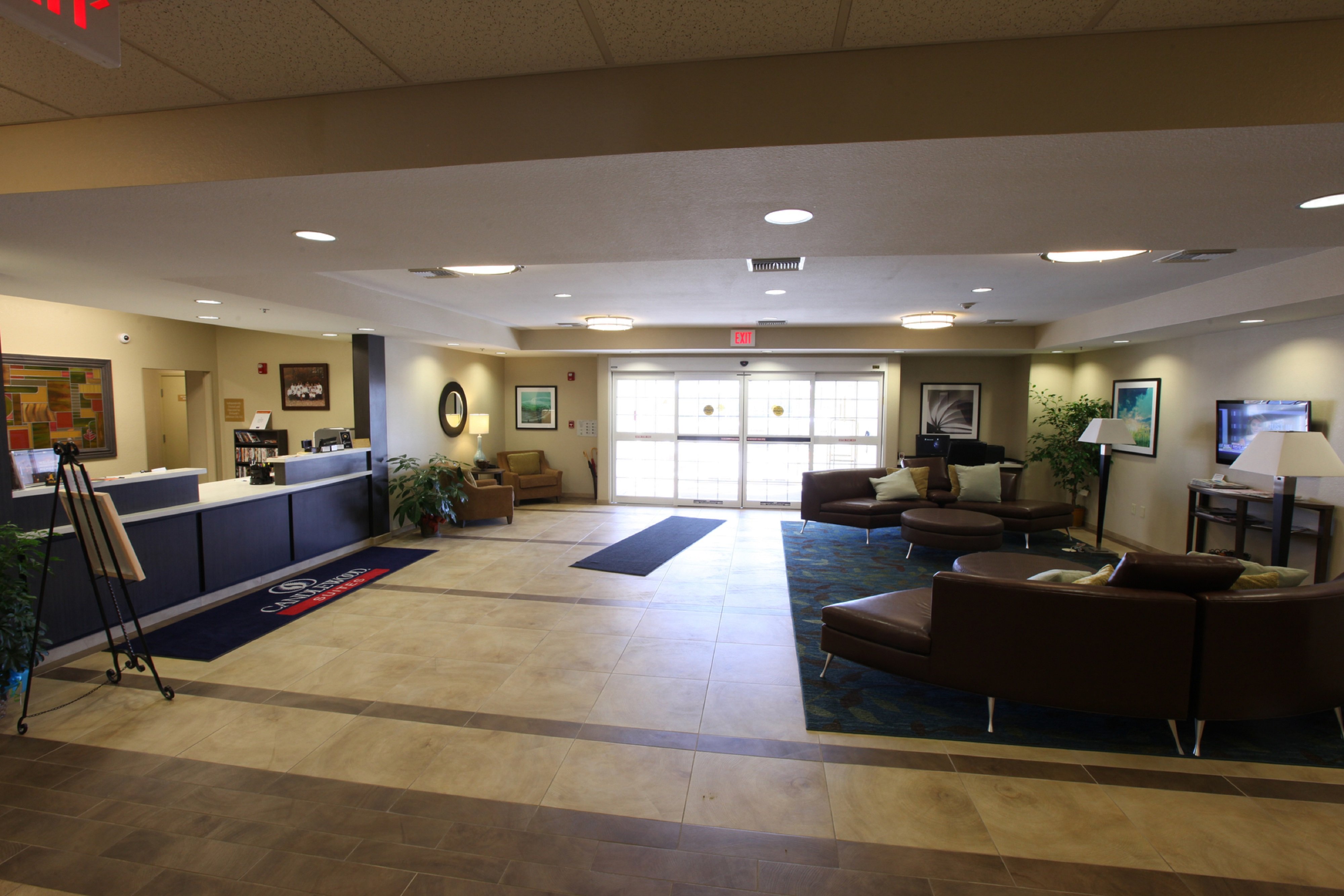 Candlewood Suites St. Joseph 35/54