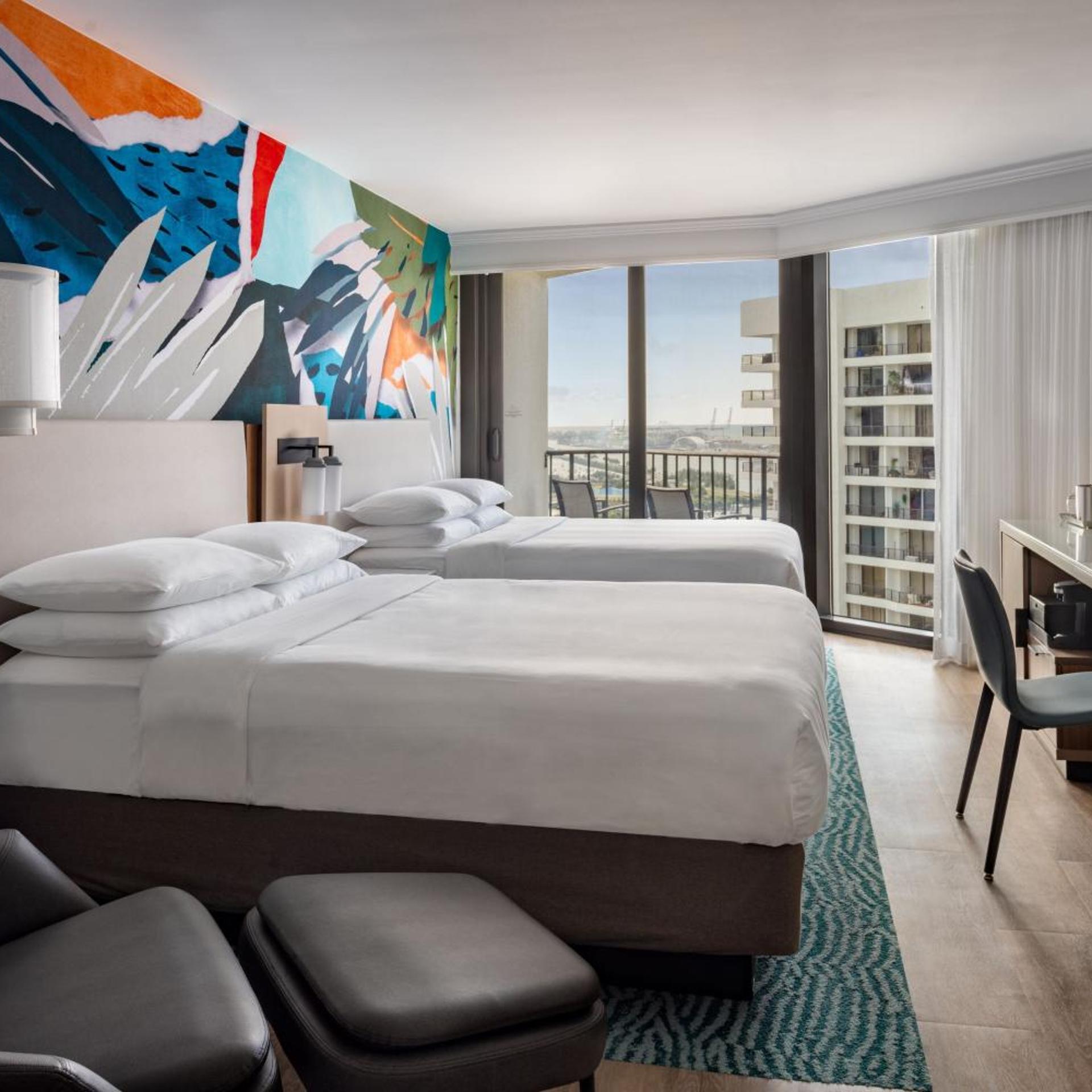 Room, 2 Queen Beds, Bay View, City View, Balcony