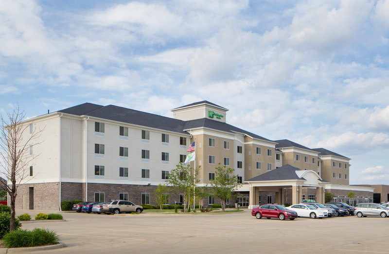 Holiday Inn Hotel Suites Bloomington Airport 49/50