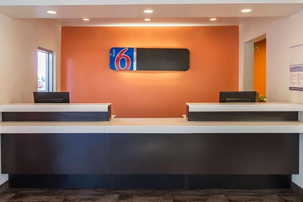 Motel6 Oroville, CA 10/48