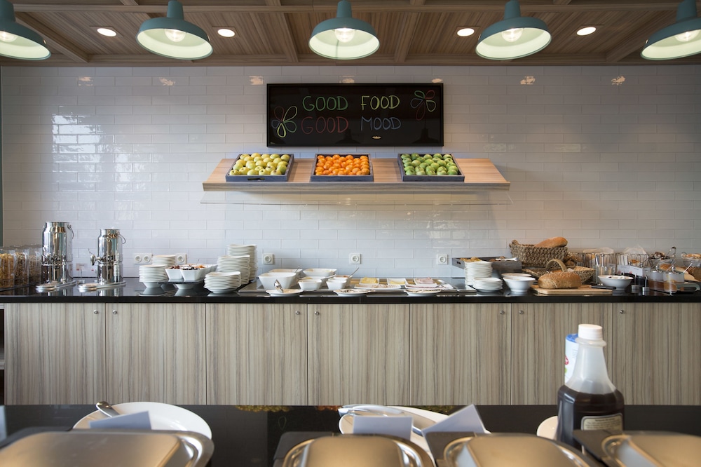 restaurant-cafeteria