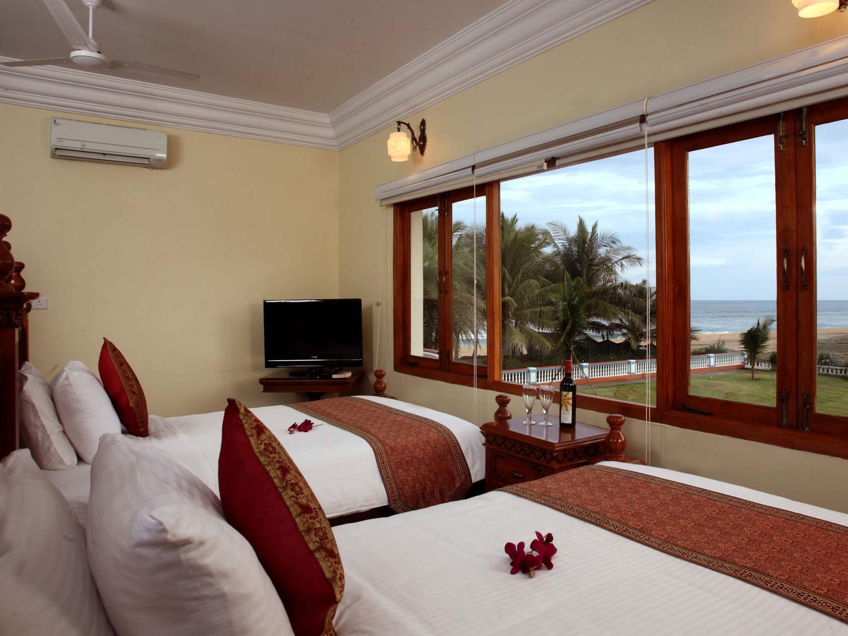 Villa, Sea Side