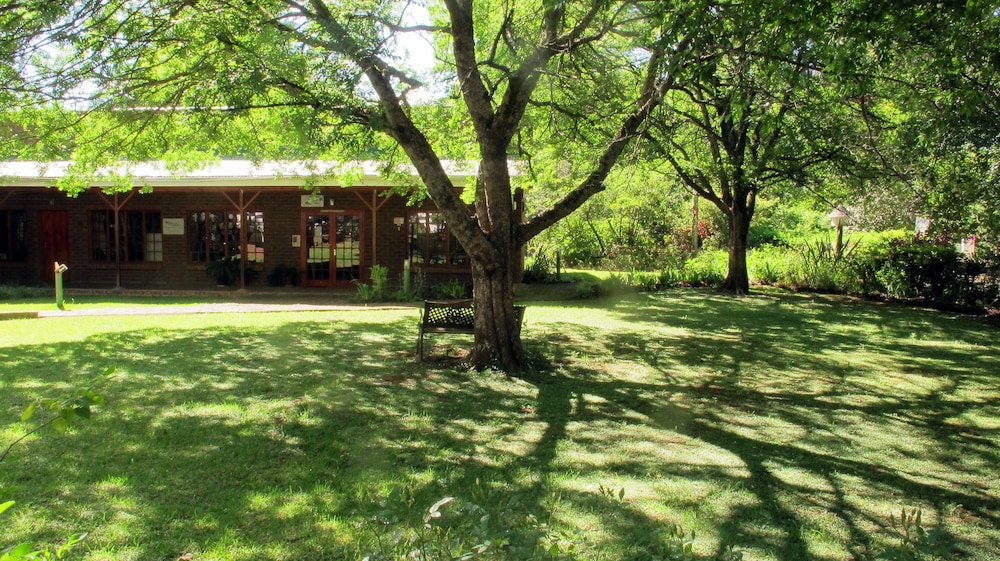 Millgate Cottage 43/49