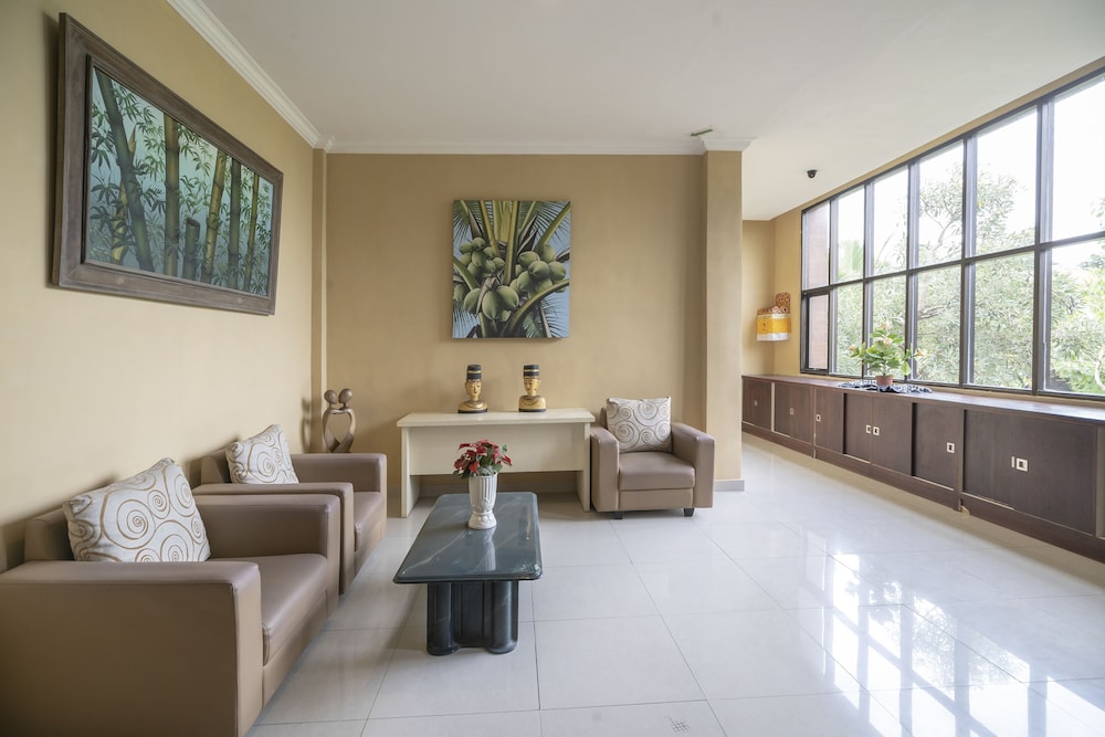 Oyo 612 Dante Guesthouse 41/66