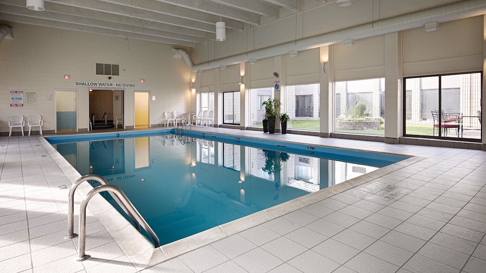 Best Western North Bay Hotel and Conference Centre 3/48