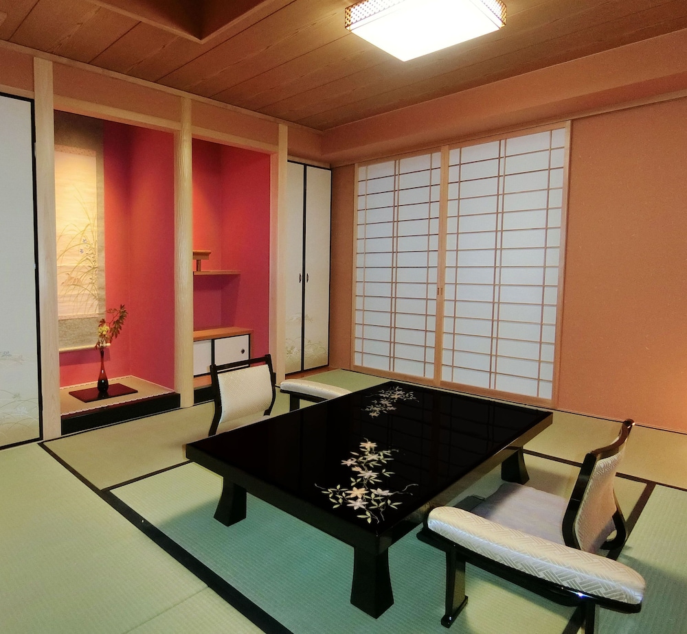 Ryokan Kanade 37/63