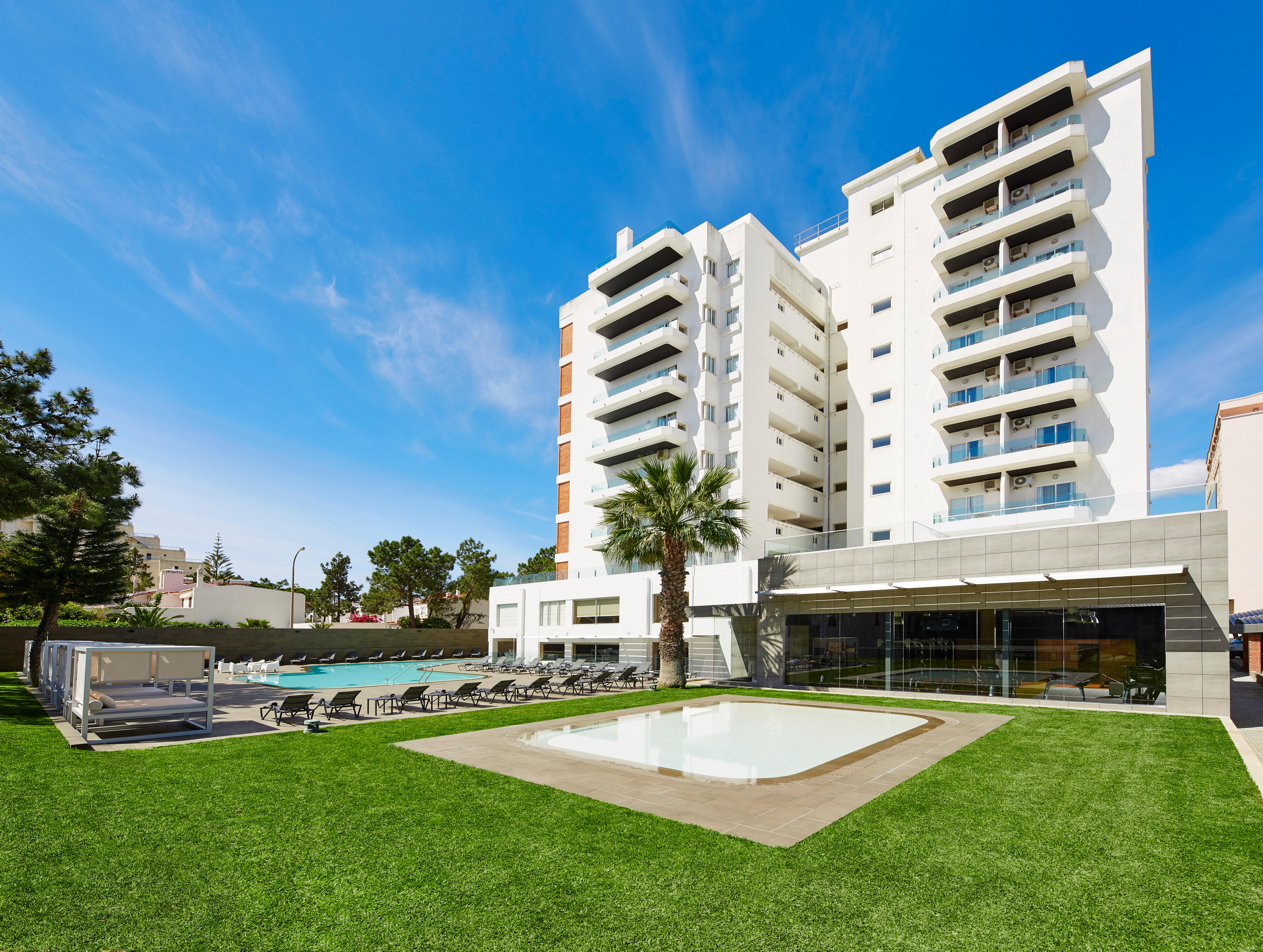 Alcazar Hotel And Spa 35/40