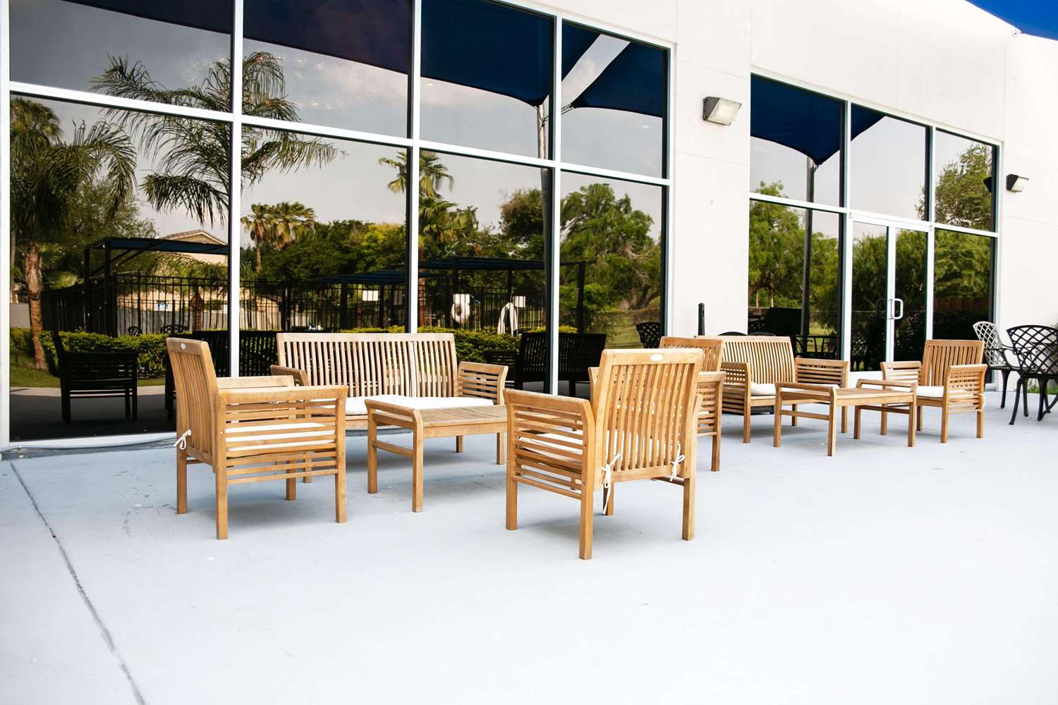 Hotel Mcallen Airport 34/46
