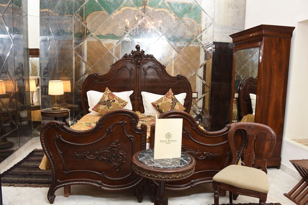 Palais Bayram 12/40