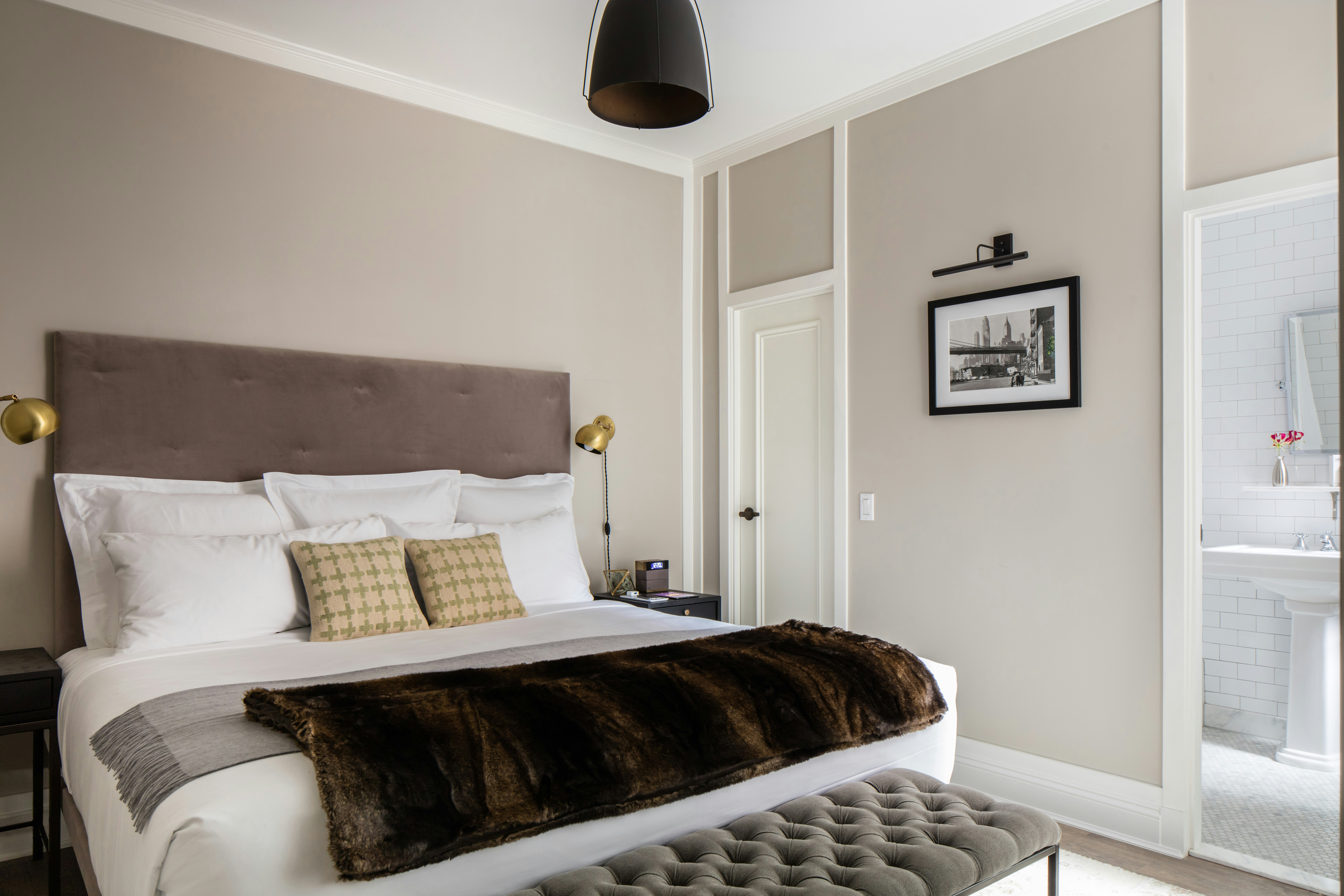 Deluxe, King Bed