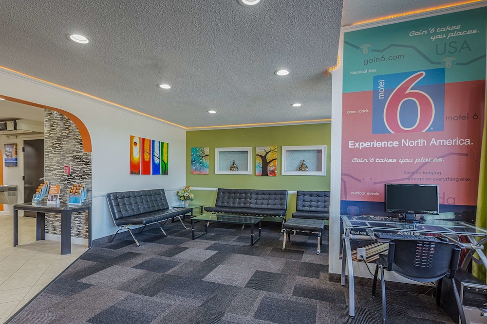 Motel6 Simpsonville, SC - Greenville 30/50