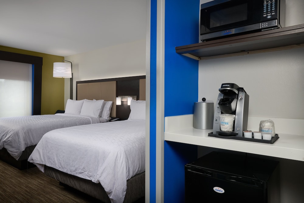 Holiday Inn Express Buffalo NE - Lockport 18/62