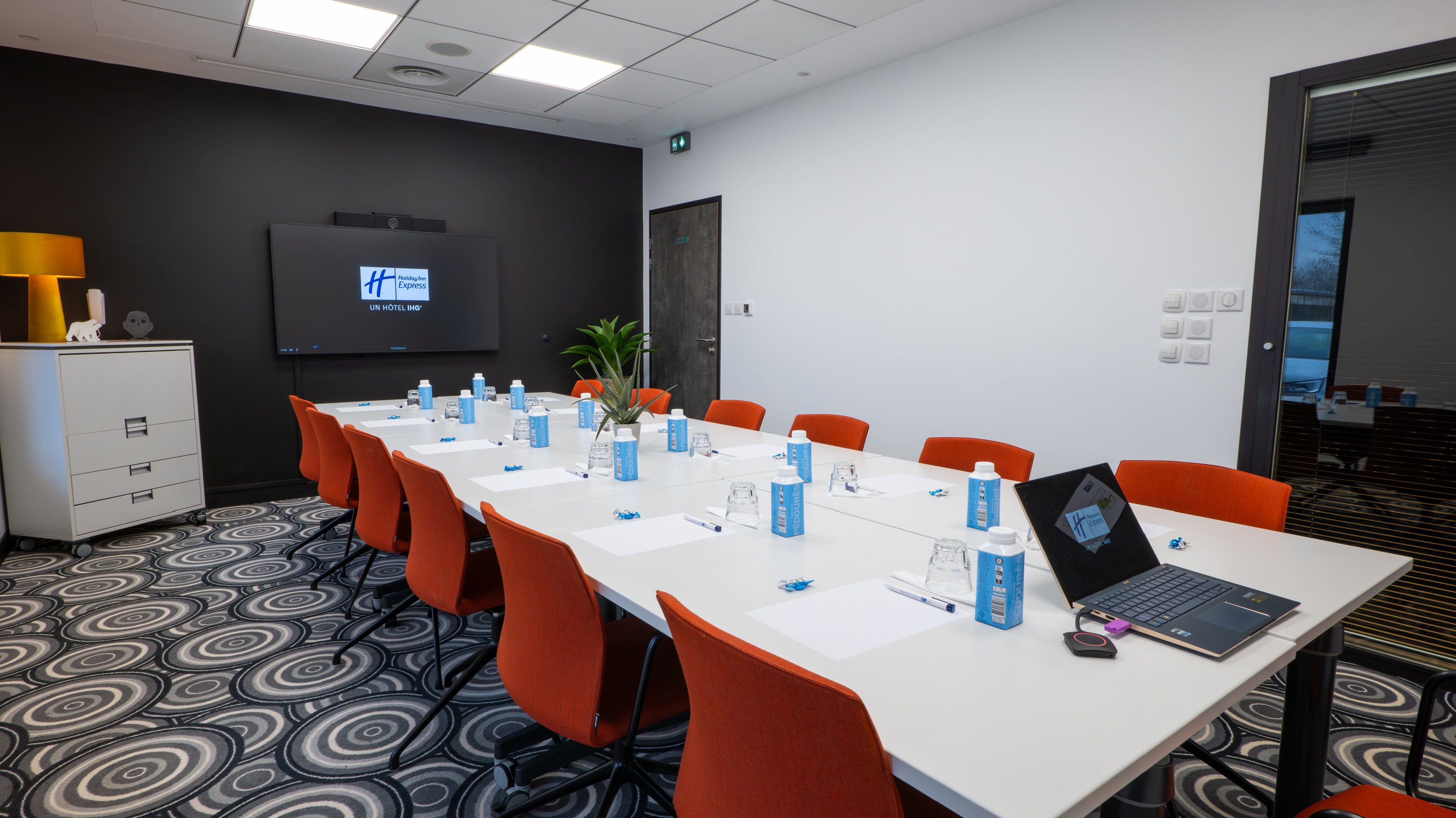 HOLIDAY INN EXPRESS DIJON 50/69