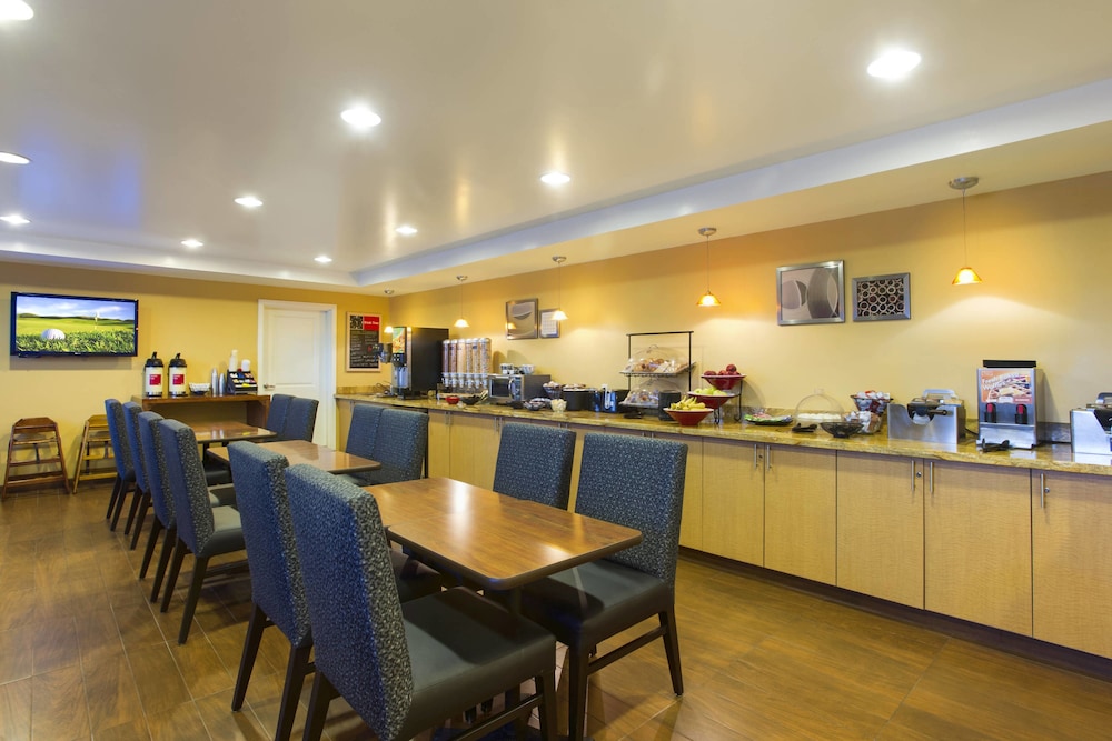 TownePlace Suites Kansas City Overland Park 28/37