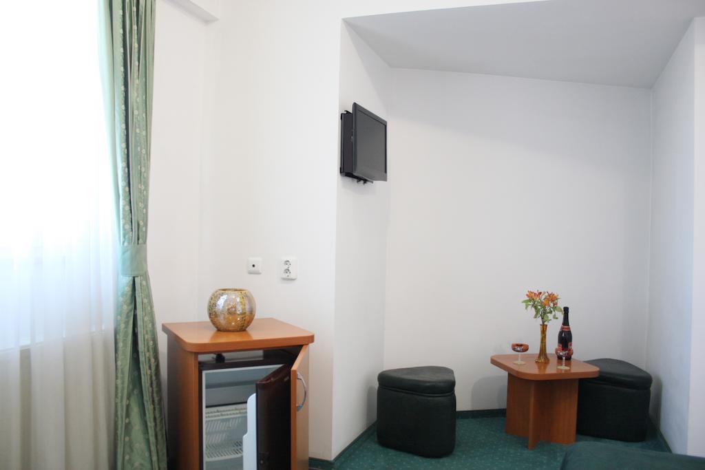 Hotel Sir Orhideea 37/47