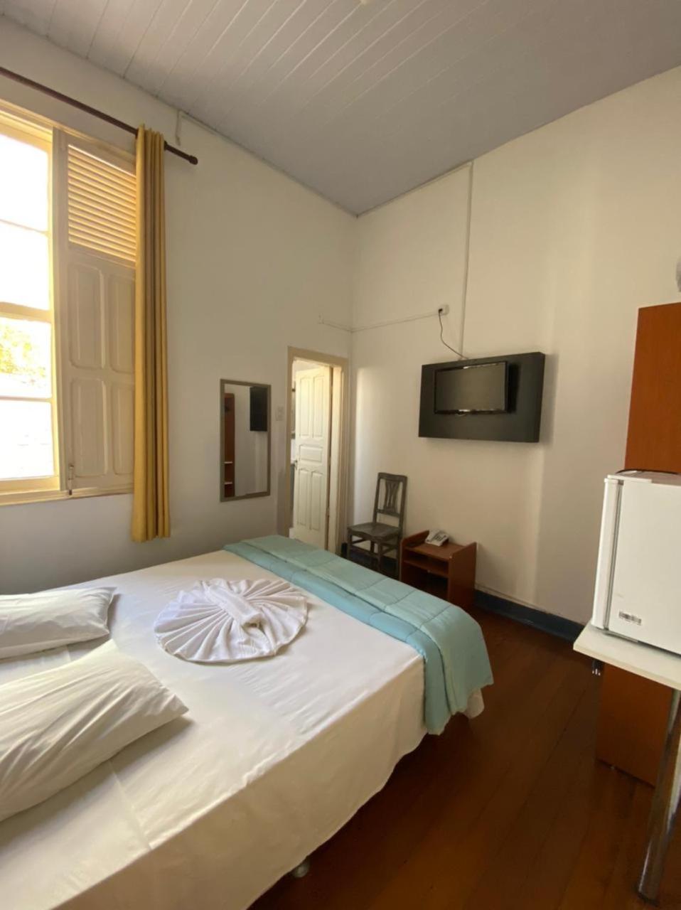 Hotel D Oeste 17/50