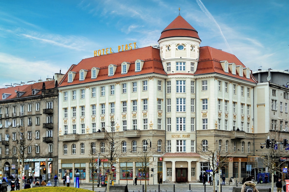 Hotel Piast 2/50