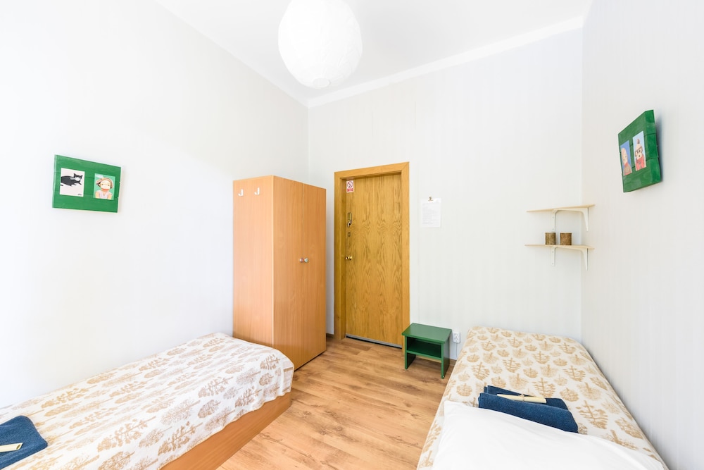Downtown Forest Hostel & Camping 18/50