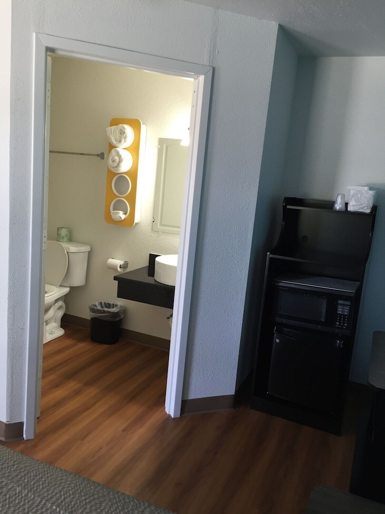 Motel6 Prairie Du Chien, WI 2/45