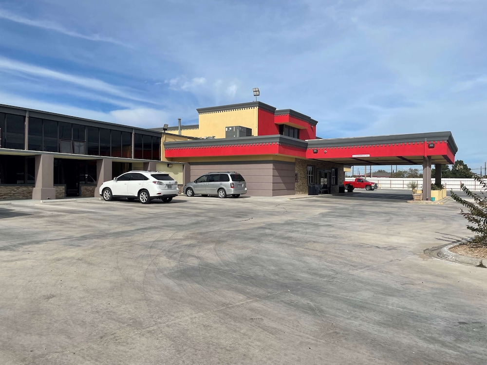 SureStay Plus Hotel by Best Western Odessa 7/34