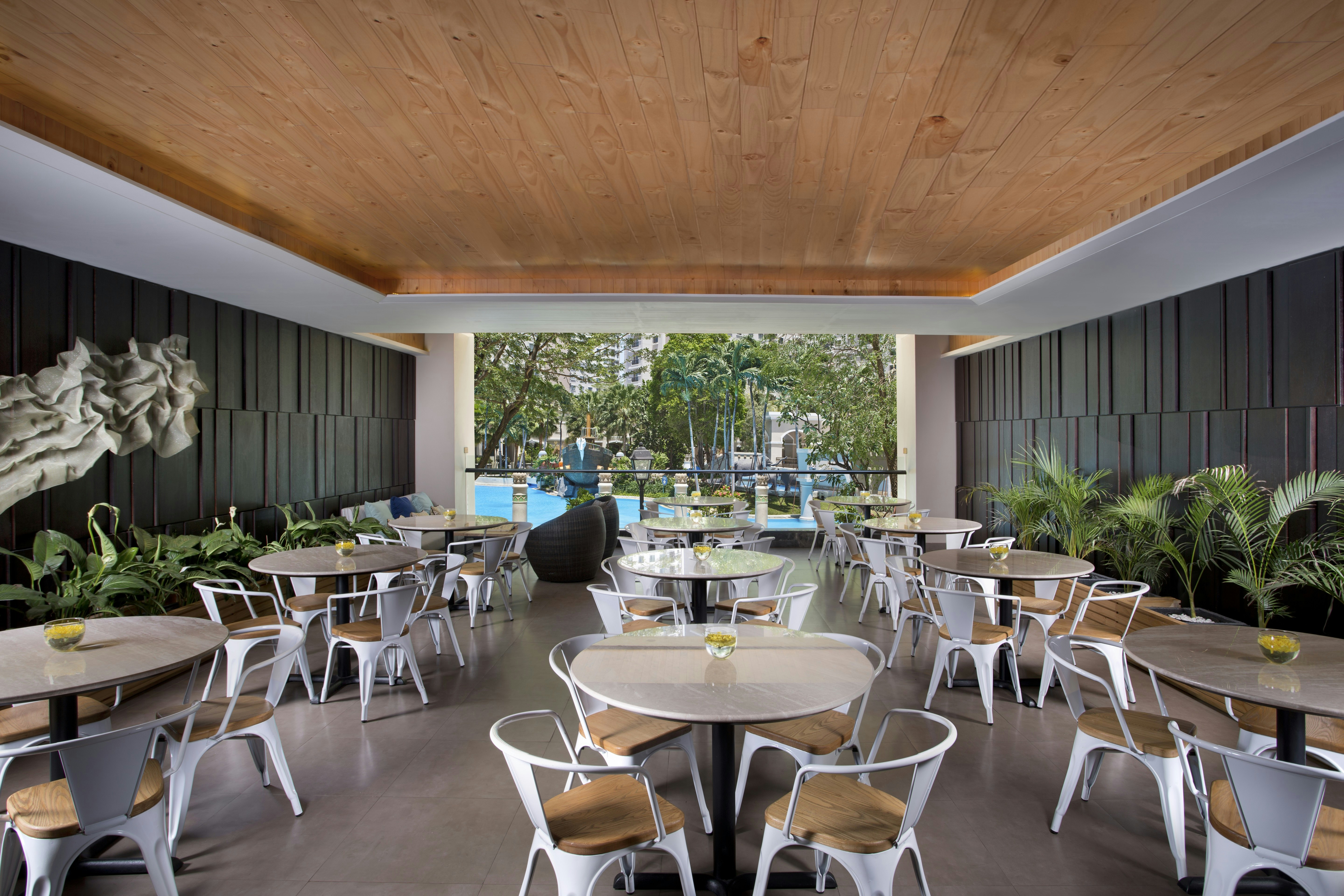 ASCOTT WATERPLACE SURABAYA 53/74
