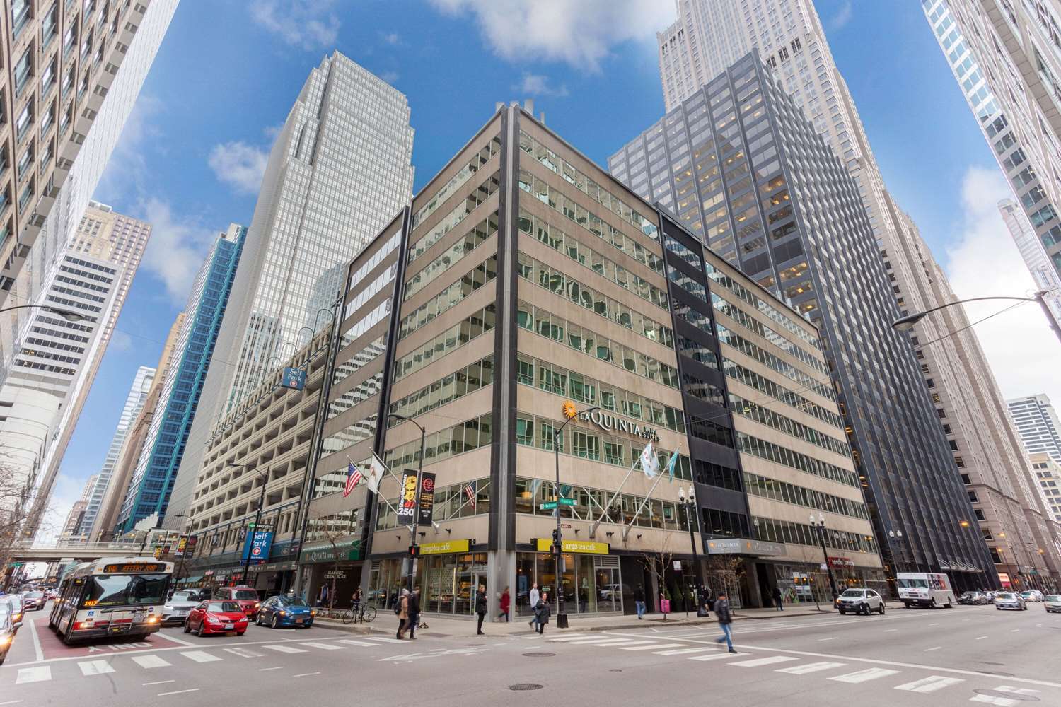 La Quinta Inn Suites By Wyndham Chicago Downtown 38/45