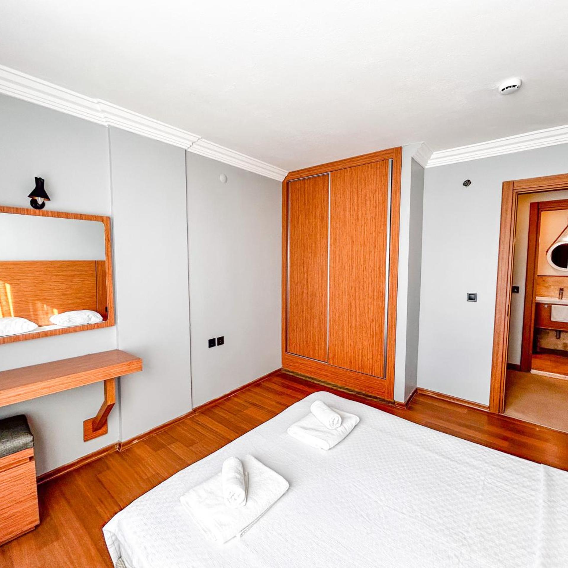 A.Emreli Suite Hotel 9/50