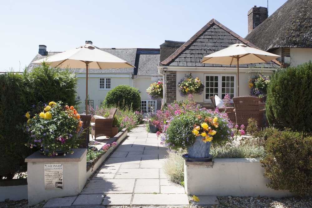 Yalbury Cottage 3/30
