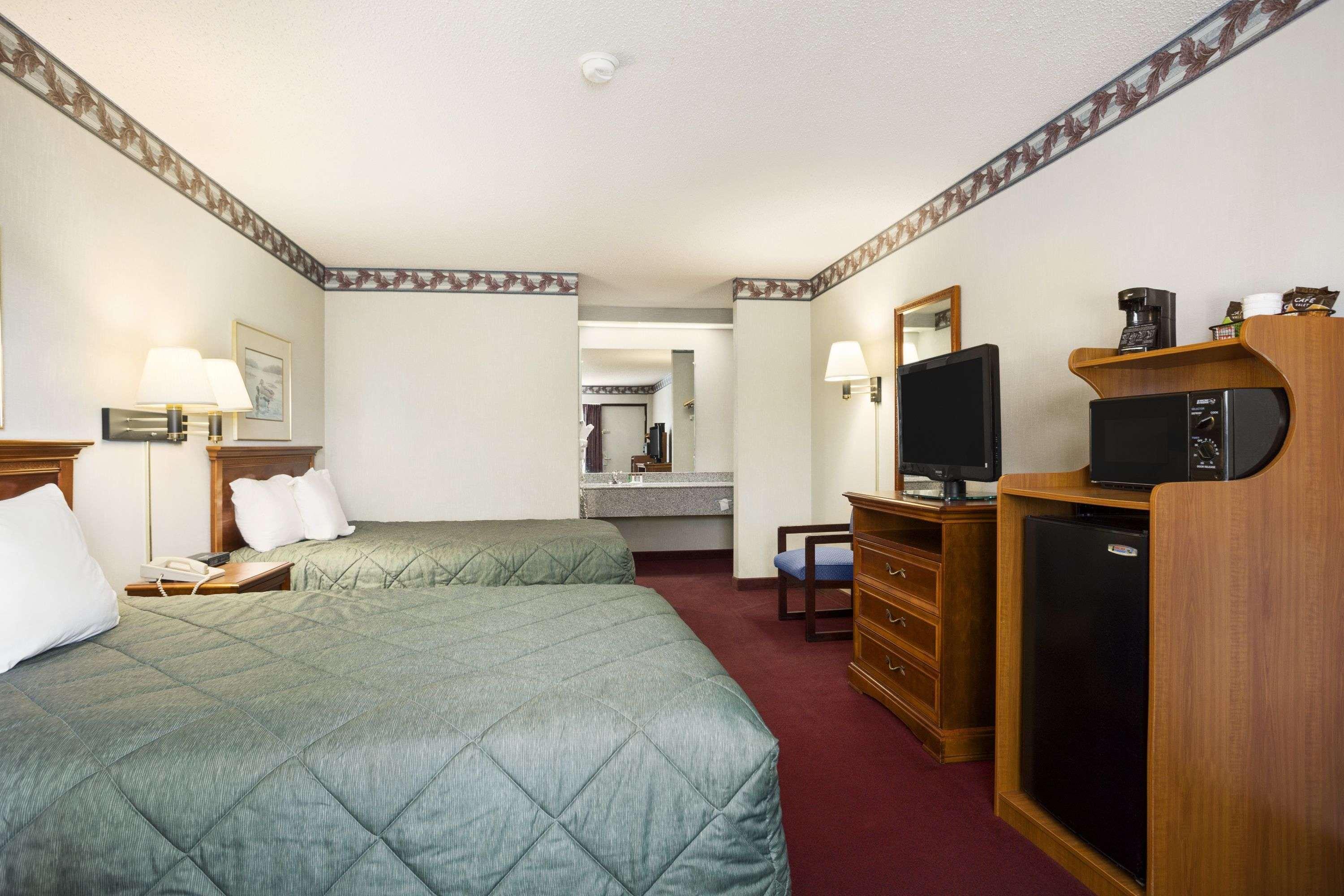 Ramada Batesville Arkansas 3/11