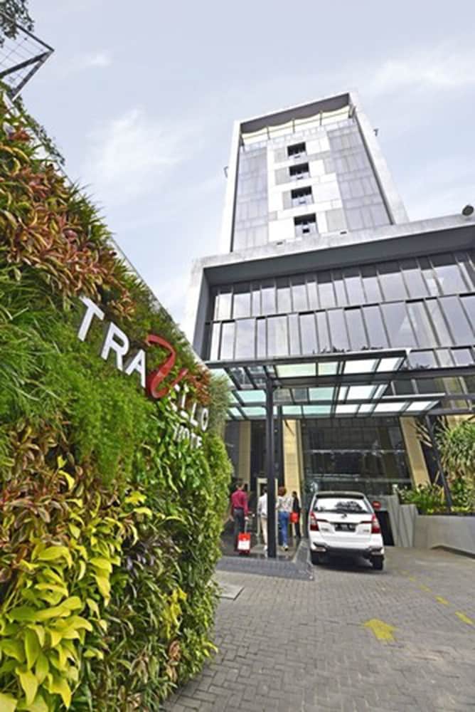 Travello Hotel Bandung 57/60