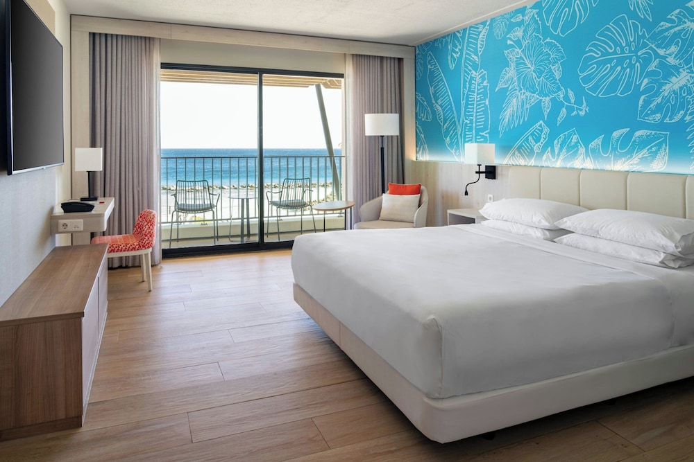 Room, King Bed, Ocean Front